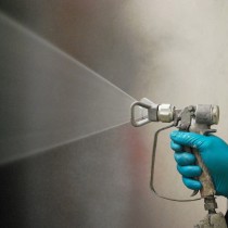 Aplikacja materiału Belzona 1523 metodą gorącego natrysku bezpowietrznego