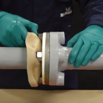 Materiał Belzona 3411 (Encapsulating Membrane) można w prosty sposób zdjąć