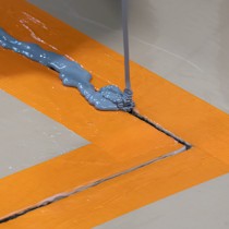 Naprawa dylatacji, taca ściekowa zbiornika kwasu solnego