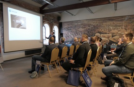Seminarium Belse, polimery, elastomery, regeneracja, naprawa