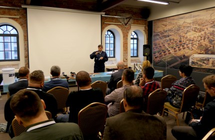 Seminarium Belse, polimery, elastomery, regeneracja, naprawa